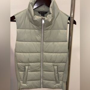 Athleta Incline Hybrid Vest Fern Green Ladies  Medium Mixed Knit Puffer